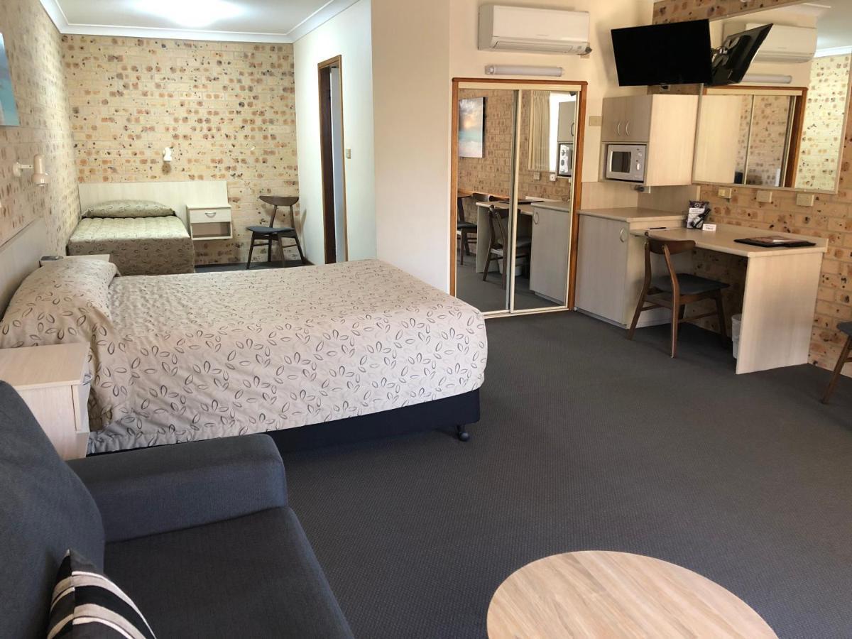 Cardiff Motor Inn Нюкасъл Екстериор снимка