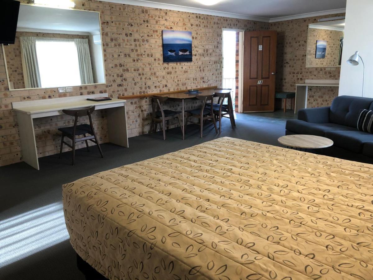 Cardiff Motor Inn Нюкасъл Екстериор снимка