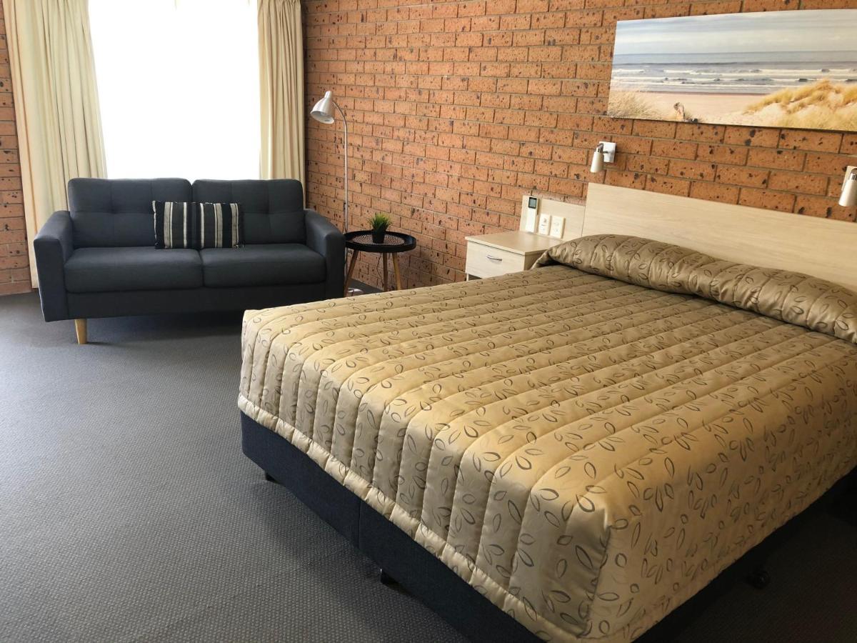 Cardiff Motor Inn Нюкасъл Екстериор снимка
