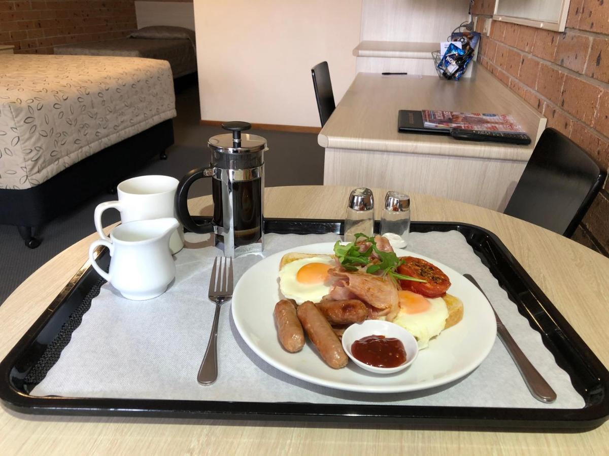 Cardiff Motor Inn Нюкасъл Екстериор снимка