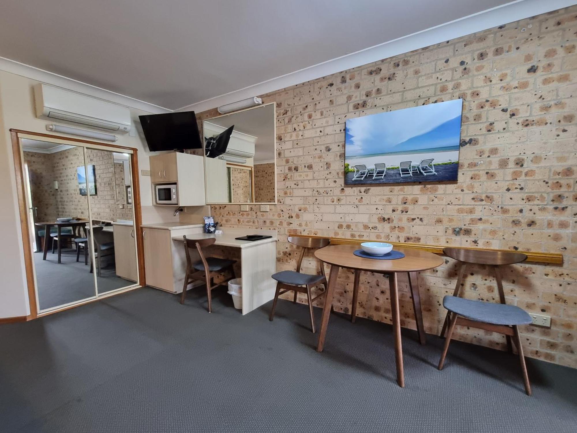 Cardiff Motor Inn Нюкасъл Екстериор снимка